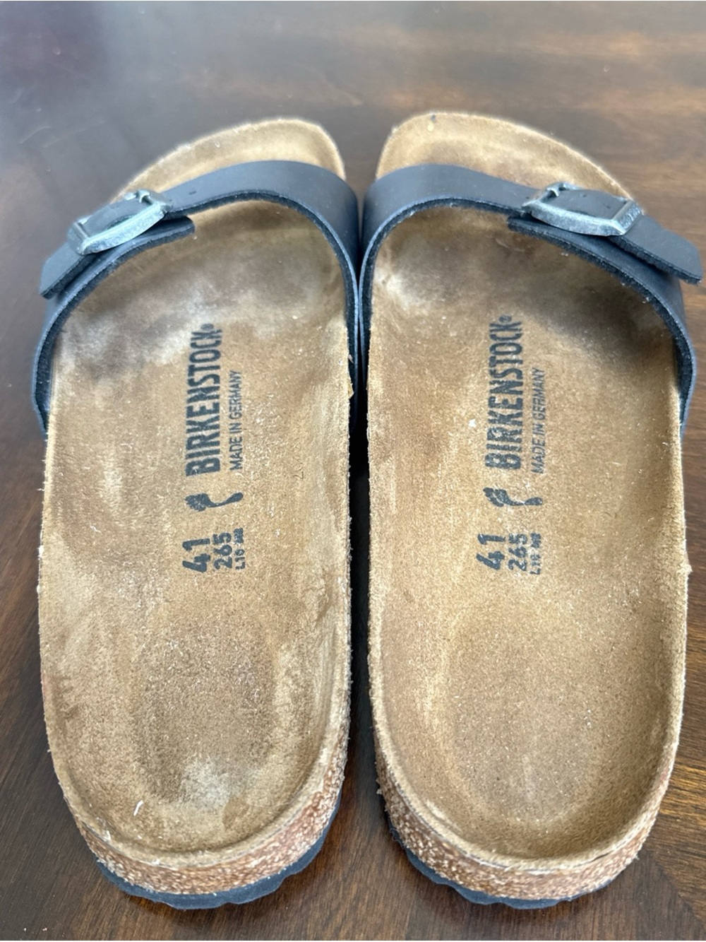 Birkenstock Black Arizona Single-Buckle Sandals - Picture 4 of 9